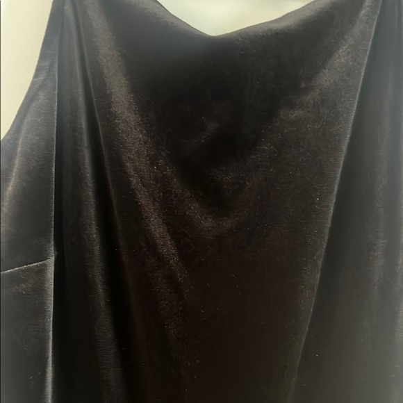 Crown & Ivy Black Velvet Pants - Picture 4 of 8